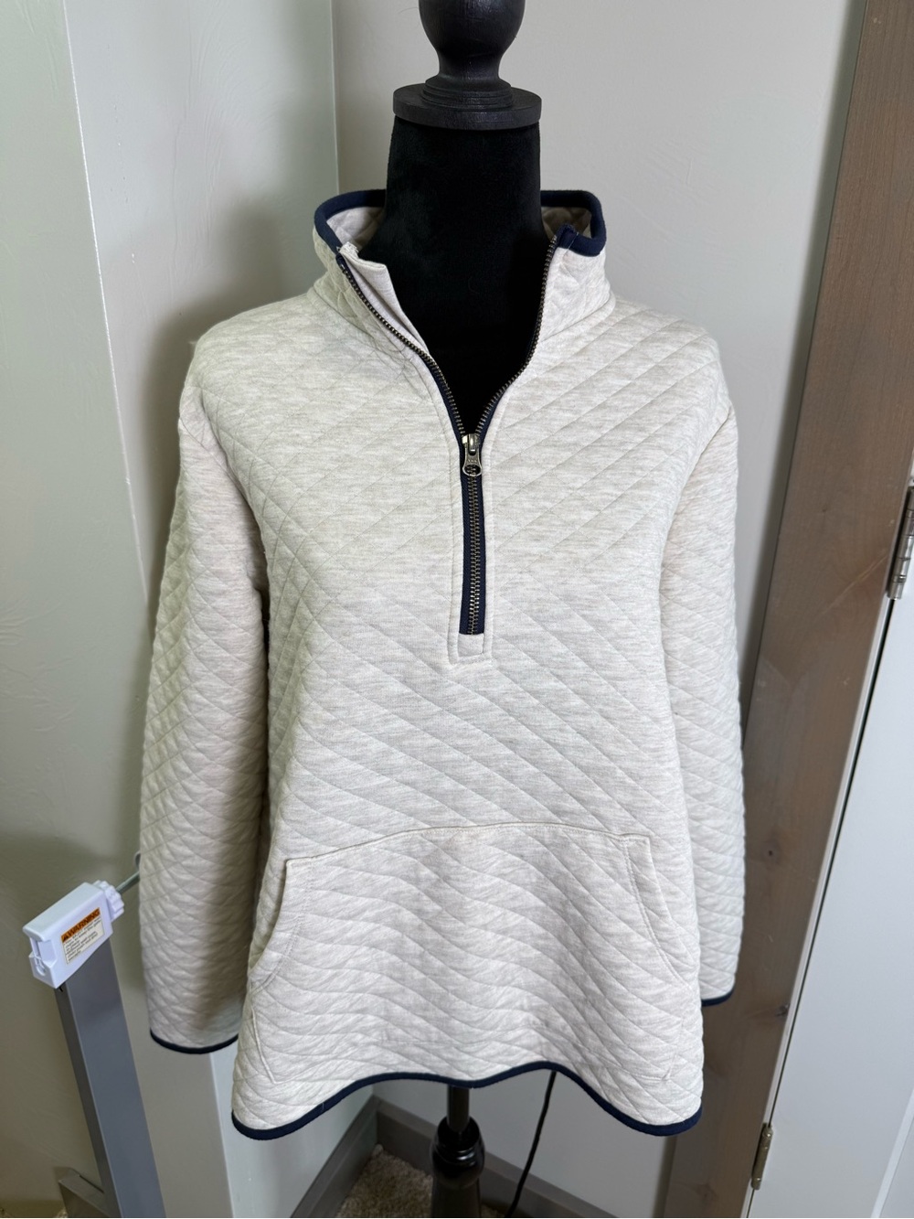 Market & Spruce Lisa Quilted Pullover Sweatshirt Beige 1/4 Zip Soft Oversized L